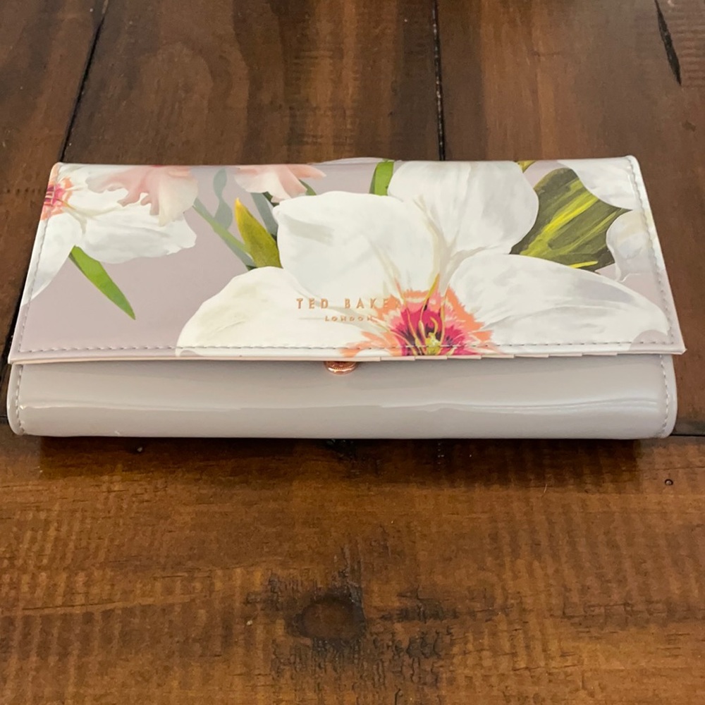Ted Baker grey floral wallet